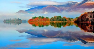 mountains-lake-reflection